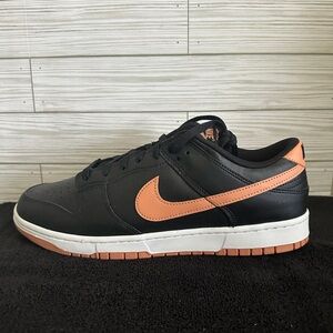 Nike Dunk Low Retro